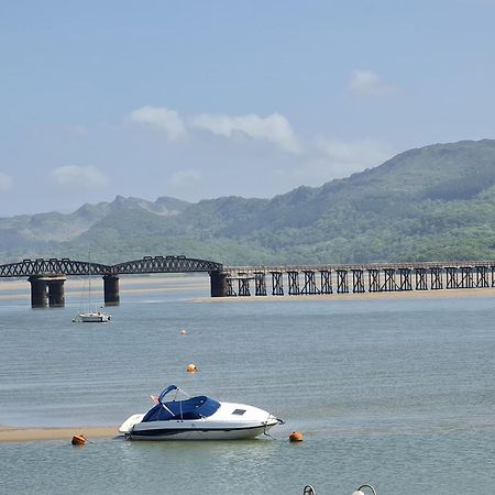The Penthouse Ny Loft Apartment Barmouth Eksteriør bilde