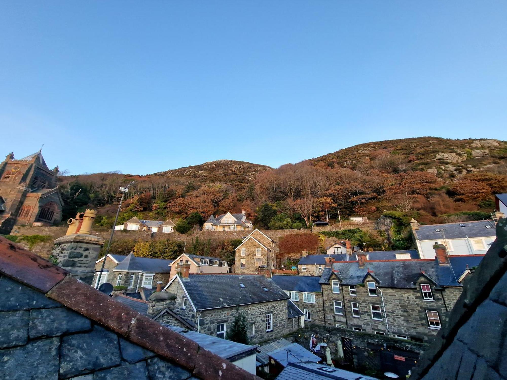 The Penthouse Ny Loft Apartment Barmouth Eksteriør bilde