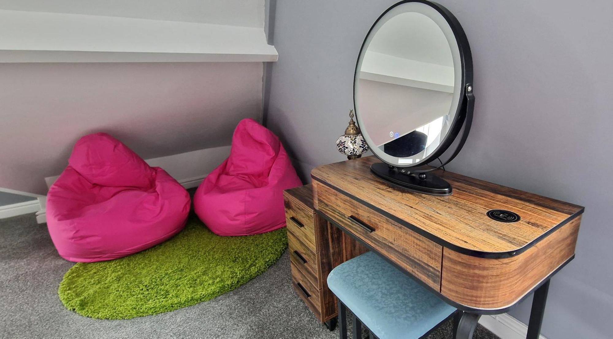 The Penthouse Ny Loft Apartment Barmouth Eksteriør bilde